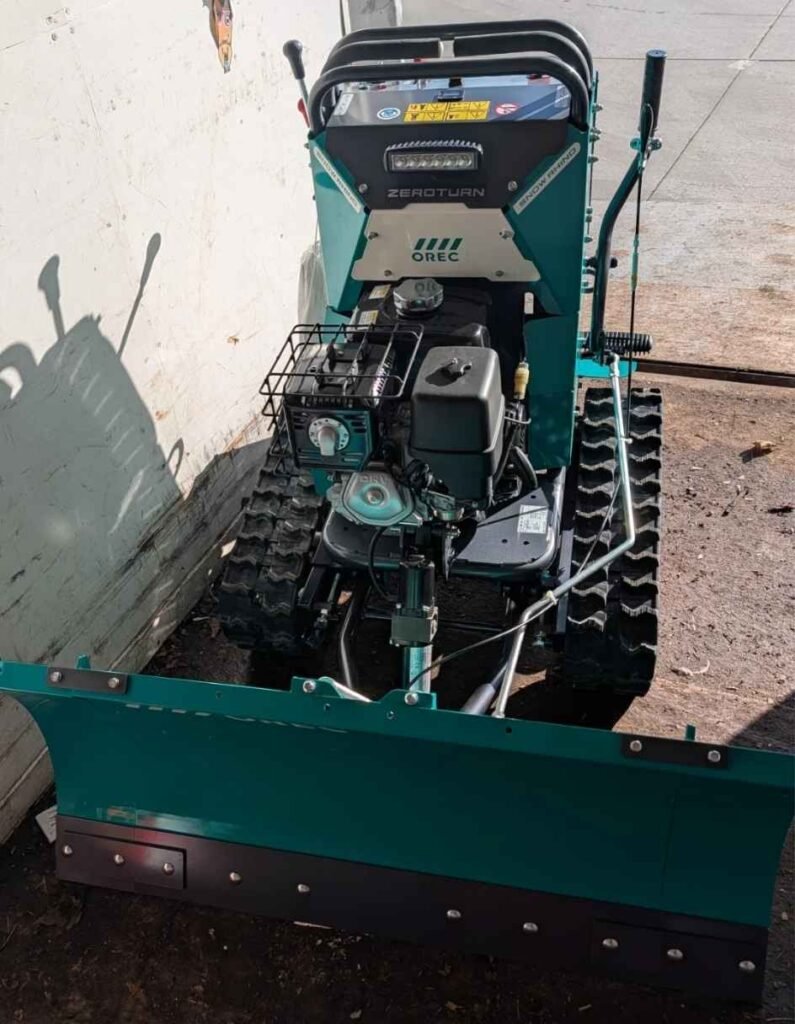 Specialized Snow Shoveling Machine